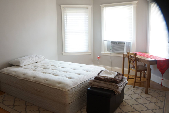 One Bedroom - Furnished 3BR Condo Next to Harvard Law School