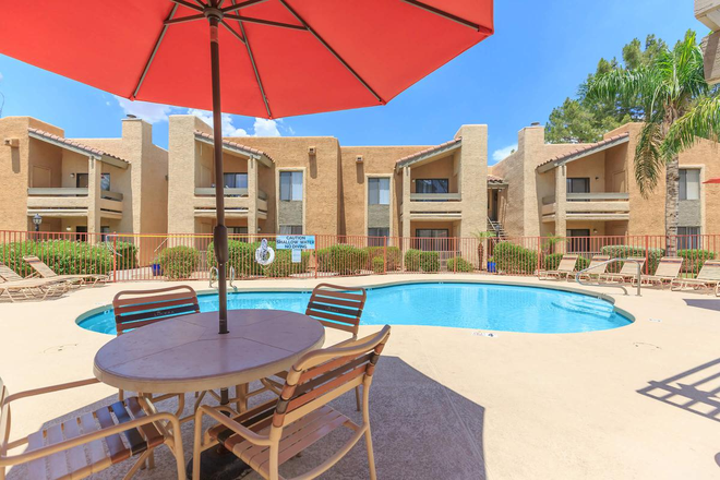 Pool - Looking for a Roommate for a 2B/2B near UTC. Apartments