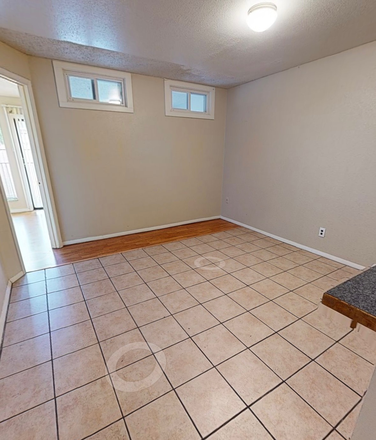 living room - College Townhomes