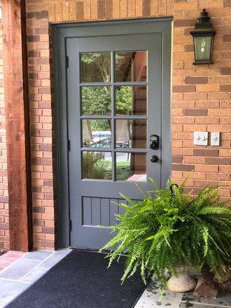 Entry - Carriage House within walking distance of Emory University