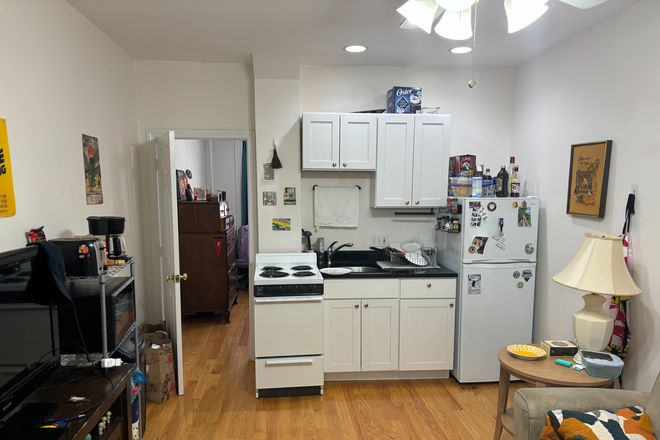 Kitchen - Large 1 Bed Available 9/1/25! *CONTACT NOAH 603-470-8181