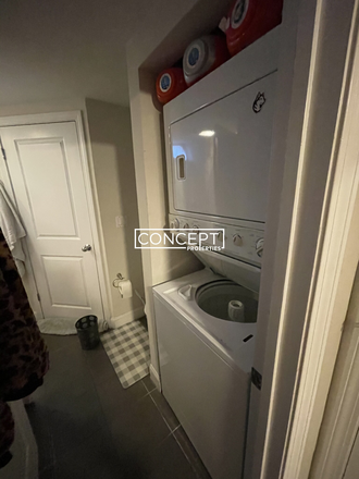 34 Sussex - [No fee][Single family attahced] 3 beds /1 bath brownstone near Northeastern [South end] Apartments