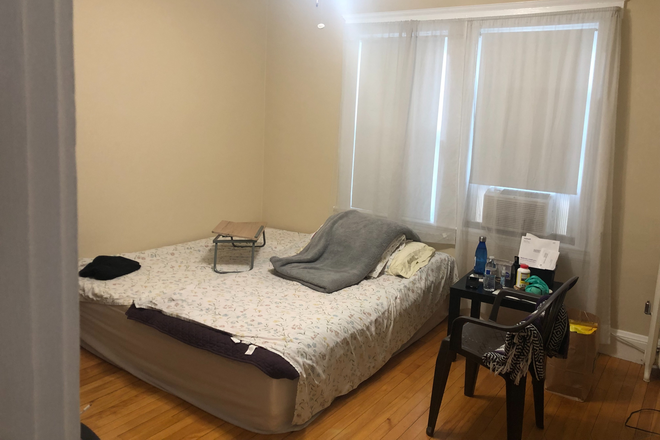 Available bedroom - Apartment just off upper campus