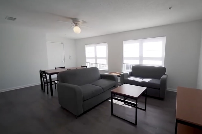 Living Room - Courtyards UMD Apartments