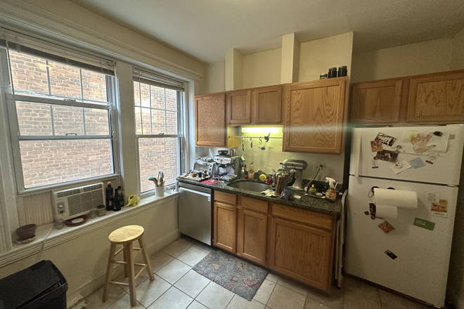 Kitchen - Spacious, Furnished 2 Bed / 1 Bath in Harvard Sq available 10/15! Heat and Hot Water Included! Apartments