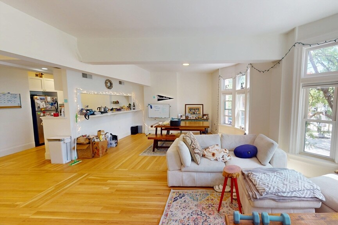 Living Room/Dining Area - Available September 1st! Stunning 3bd/2ba in the Heart of Brookline Village! Parking Available!
