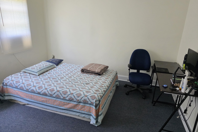 Bedroom - Private room for sublease