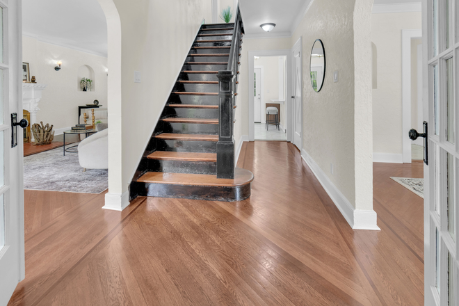 Stairway - Newly Renovated with in-ground Pool House