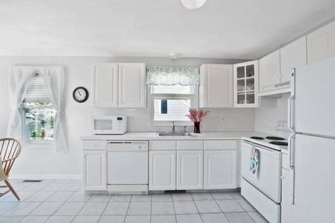 Kitchen - 51 Fairway Drive Narragansett, RI 02882 House