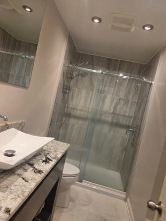 Hall Bathroom - Fully Furnished Bedrooms - TWO rooms available,  3 miles south of UTD House