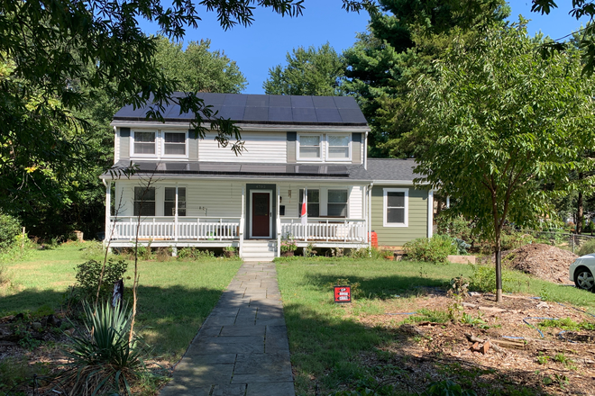 front of home - private room in comfortable, owner occupied home