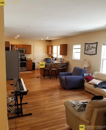 Call NOW for showings! 617-236-8600 - COOLIDGE HILL RD - BEAUTIFUL WATERTOWN 3 BED W/ LAUNDRY IN THE BUILDING! *AVAIL 9/01/2025* Apartments