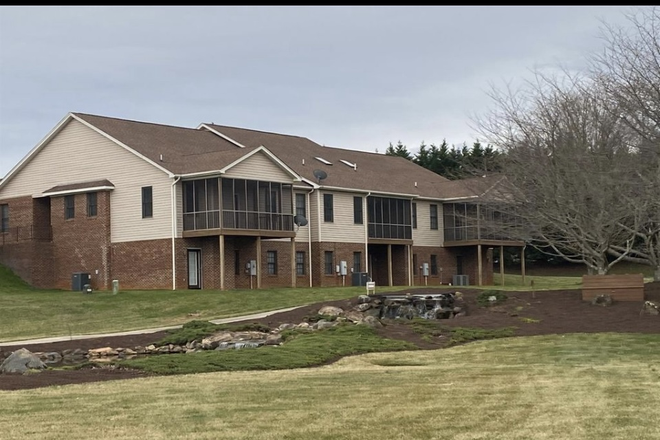 View of units - Forest Apartment