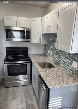 Kitchen - Champion Apartments
