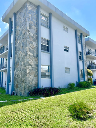 Outside Streeview - ??Apartment in Coral Gables for Rent | $2,300/month | 2 Bed, 1 Bath | 698 Sqft | Available Now