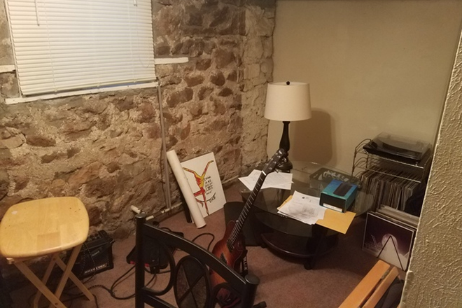 1123 University Apt. B - bedroom #1 - 2BR basement unit - one block to CU campus Apartments