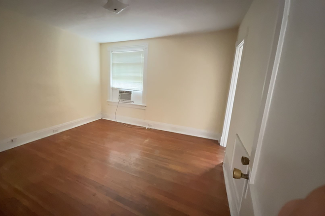 Bedroom - University Quad Apartments