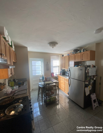 Kitchen - Bright and Sunny 2 bed on Hanover in the North End! Available Sept 1st! Apartments