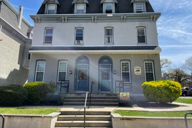 Exterior - Academic Properties, Inc. Apartments