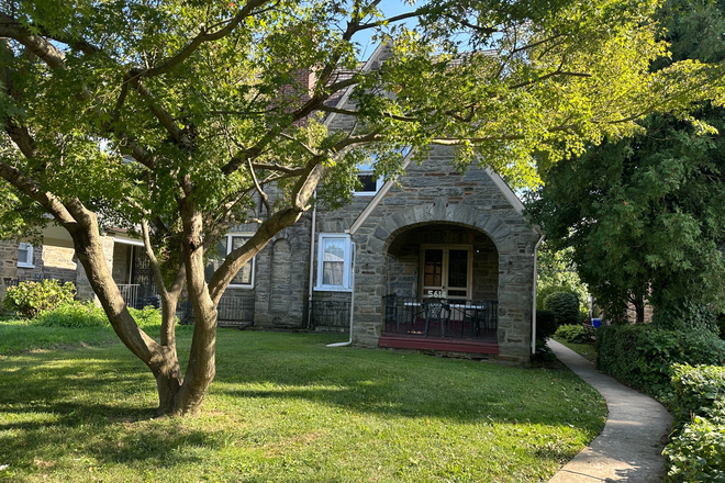 Front of House - Large House close to SJU