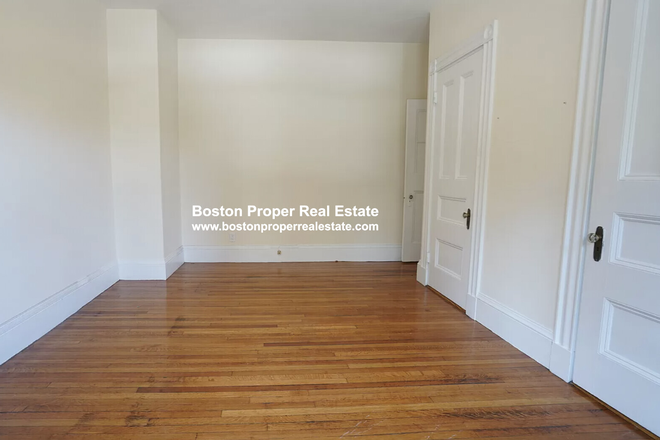 a - Great price, unit and location.... Apartments