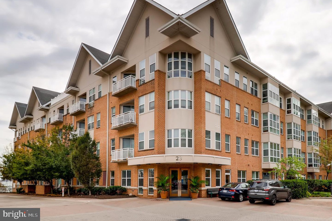 Building - Furnished 1bed/1bath unit in waterfront condo Federal Hill