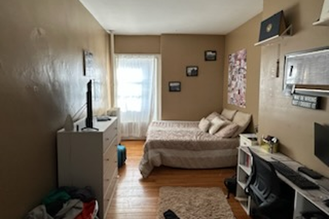 Call call or text Arezou at 617-584-7817 - Renovated 4 bed 2 bath on Beacon street!!! Apartments