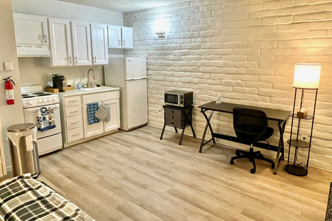 Full cooking kitchen, plates, utensils and cleaning supplies - Studio Apartment | Private - No shared space - Walk to U of A