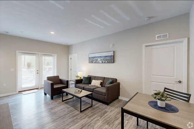 Living Room - Seahawk Cove Apartments