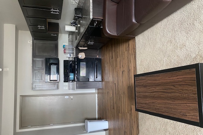 Kitchen - The James Apartments