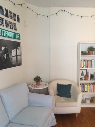 living room - Cozy 1 Bed / 1 Bath w/ Heat&Hot Water Included! Avail. 9/1/24!! Apartments