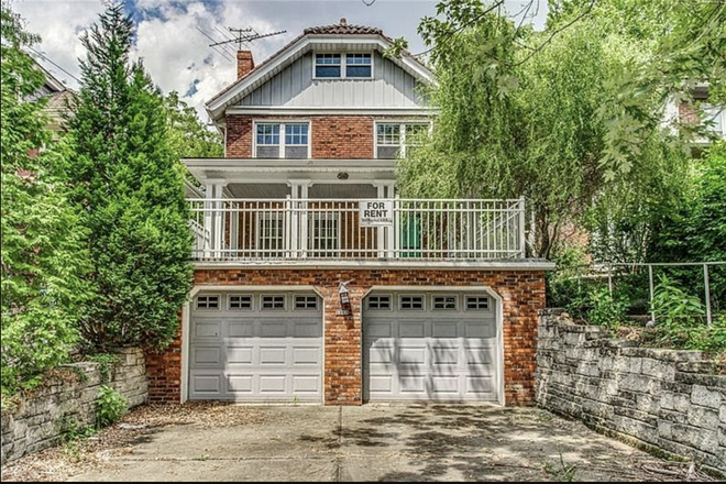 Front of the house - 3 Bedroom sublease for spring 2027, 5-10 minute walk to CMU campus
