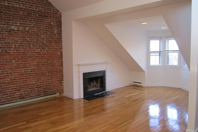 visit hubrealtyproperties.com - South End, huge 3 bedroom penthouse duplex, with new kitchen and bathroom