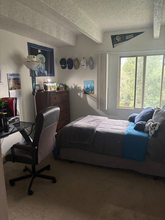 Bedroom - Creekside Apartments