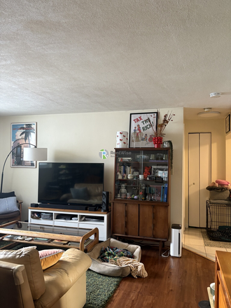 1 - March 2026-Spacious Garden Level 1 bed, H/HW/Parking inc. NO FEE! Apartments