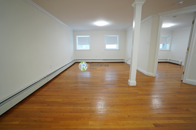 1 - AVAIL NOW-Amazing Washington Sq 2 bed, H/HW inc. No Fee To You! Apartments