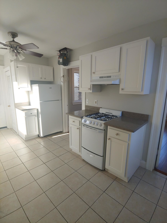 Call NOW for showings! 617-236-8600 - HANOVER ST - *NO FEE* MODERN 2BR SPLIT FOR 3 PPL IN NORTH END NEAR SCHOOL W/ HEAT INC FOR *9/1/2025* Apartments