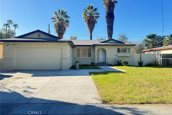 Quiet neighborhood house near UCR Campus - Room near UCR Campus House