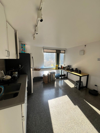 Kitchen - 3 bedroom 2 bathroom apartment - Peabody Terrace available from mid December to end of January