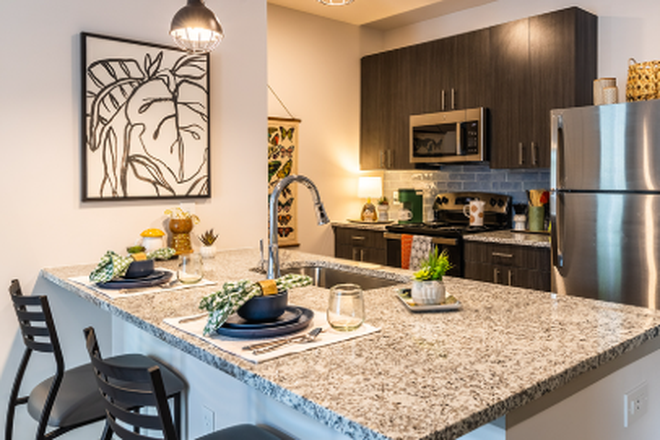 Kitchen - Lease takeover at the Beacon Apartments