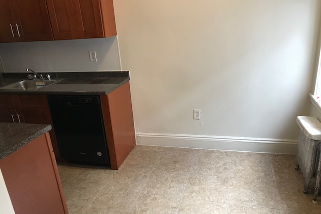 Call NOW for showings! 617-236-8550 - BOYLSTON ST - *NO FEE* MODERN 1BR/1BA IN SYMPHONY AVAIL *9/1/2026* W/ H&HW INC, LNDRY IN BLDNG! Apartments