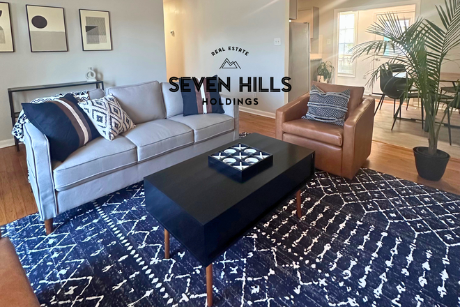 Living Room - 1020 Kinney St House