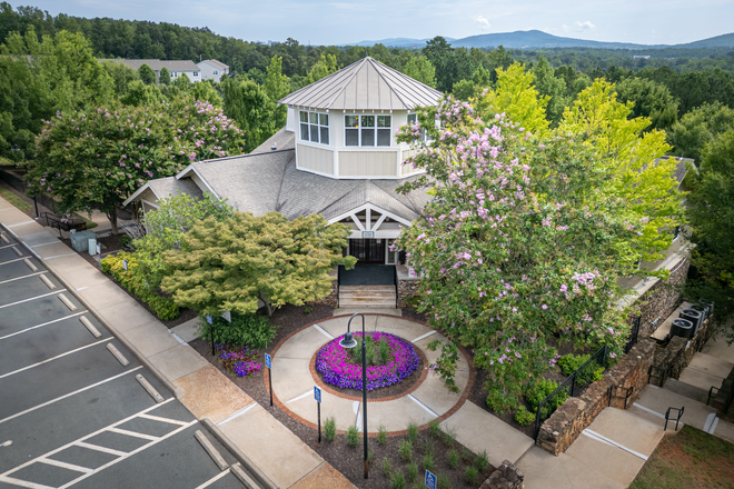 Clubhouse - Woodlands of Charlottesville | Luxury Meets Convenience