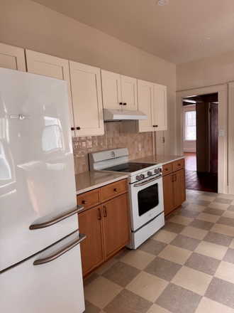 kitchen - Beautiful second floor, two bedroom located on the East Side near Miriam Hospital off of Hope St. Apartments