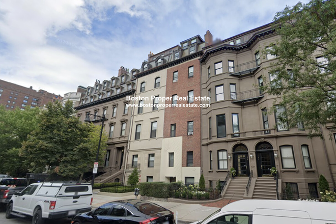 a - Larg 2 bedroom in Back Bay