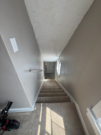 Stairs to the apartment - 2b/1b $399 per room now (Utilities included) DISCOUNTED from $600 Apartments