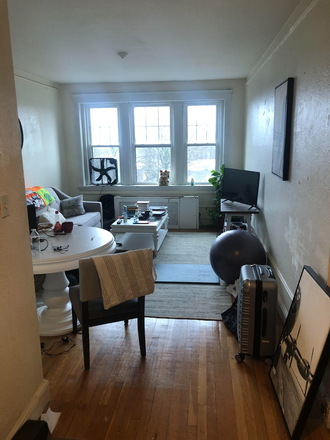 Visit hubrealtyproperties.com - Available 9/1/26, Prime location, modern 1 bedroom across street from BC campus Condo