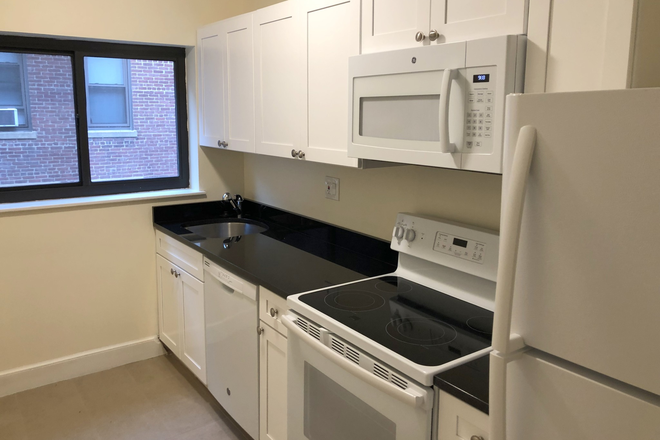 Kitchen - All newly renovated, very spacious 3 bed 1 bath on Longwood Ave! Avail 9/1/22 Apartments