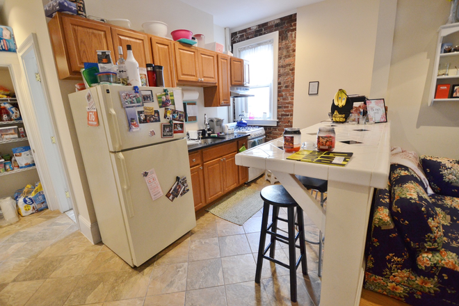 Kitchen - Beautiful and Cozy 3 Bed 1BA!! - Avail 9/1/25 Apartments