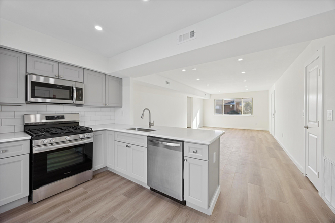 Kitchen - 1BR apt-Bradley Ct-Princeton